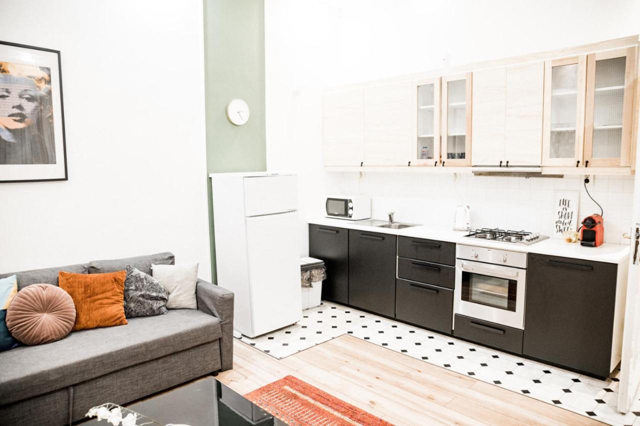 Apartament Stylish And Spacious ! Location Kazincy Netflix