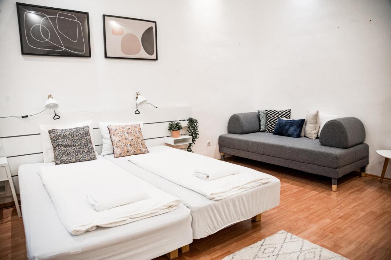 Stylish&spacious ! Location Kazincy Netflix Apartamento